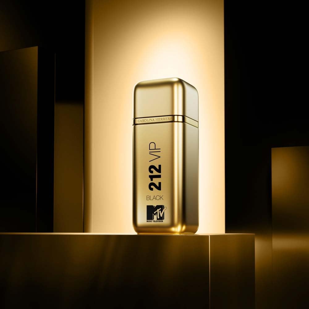 CAROLINA HERRERA CH 212 VIP Black